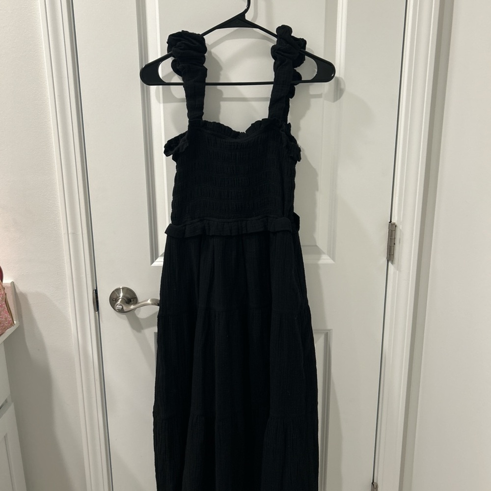 Elegant Black Ruffle Dress